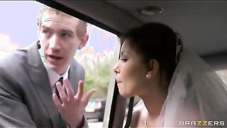 Auf dem Weg zur Hochzeit ließ sich der Fahrer von der Braut wegen Sex im Auto scheiden