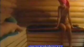 Olga Buzova nackt in der Sauna des "House-2"